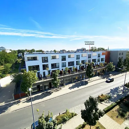 Townhouse Alaunpark Villa Dresden Exterior photo